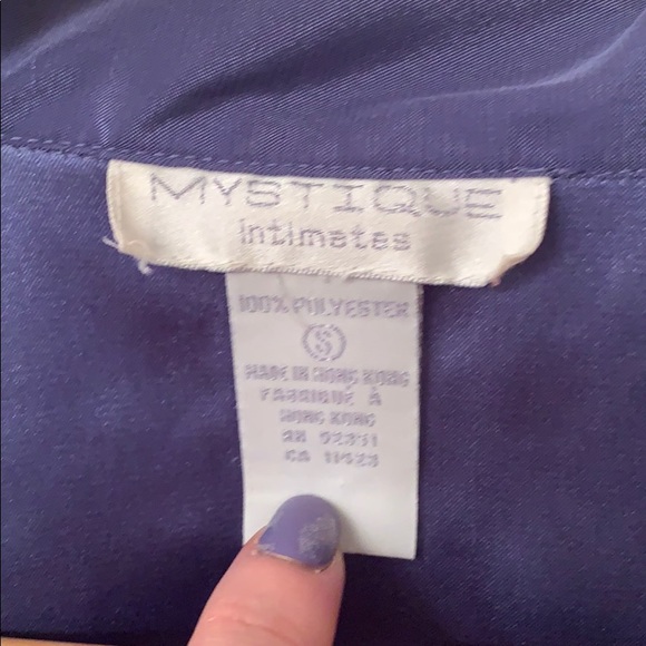 Mystique Intimates Lavender Button Down Nightgown - size Small - Picture 7 of 8